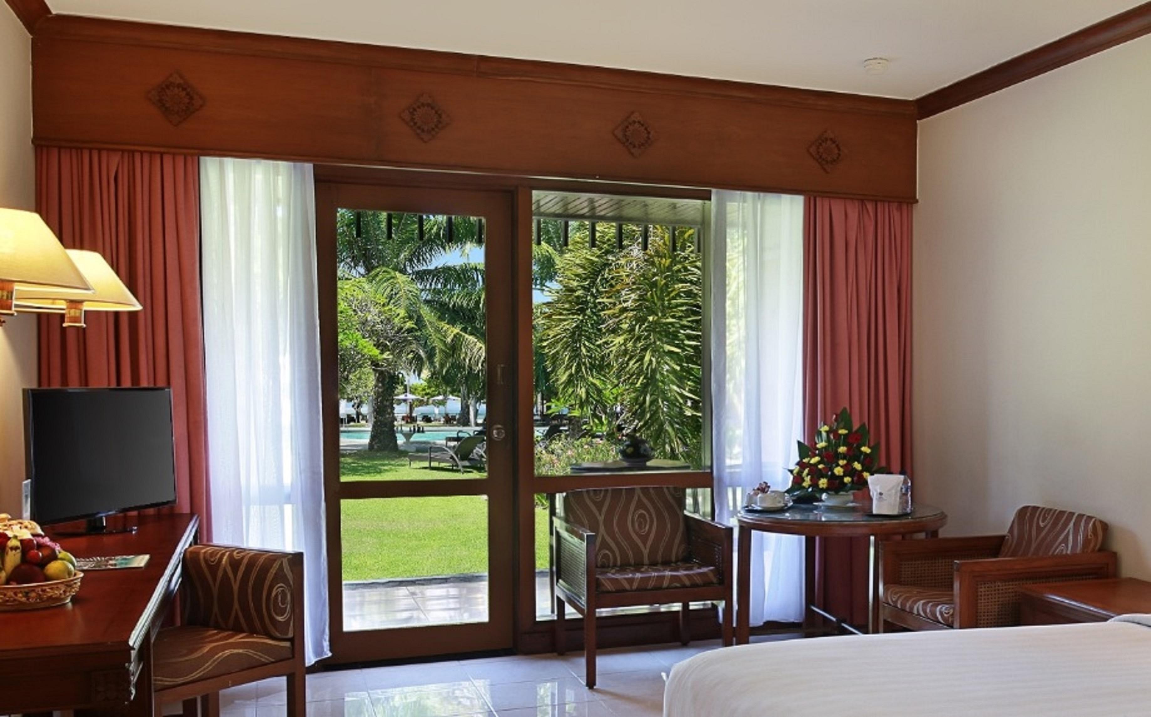 The Meru 5* Sanur
