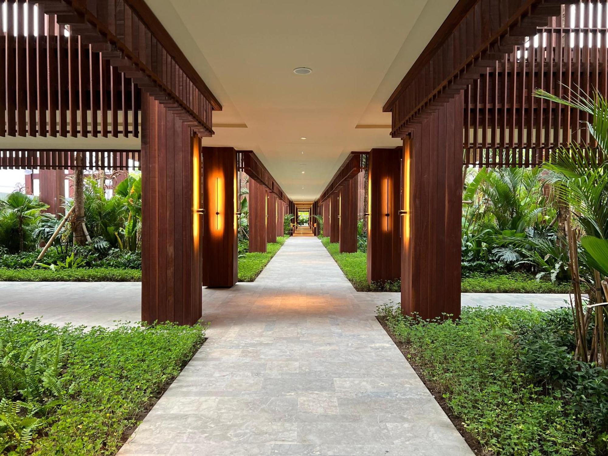 The Meru 5* Sanur