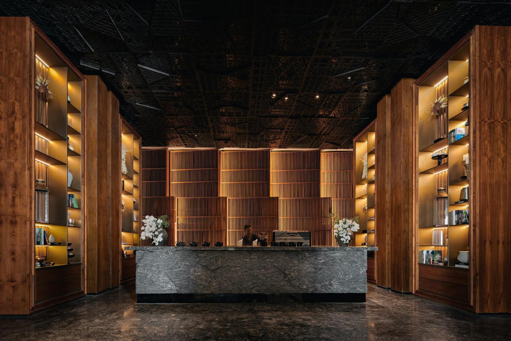 Hotel The Meru Sanur