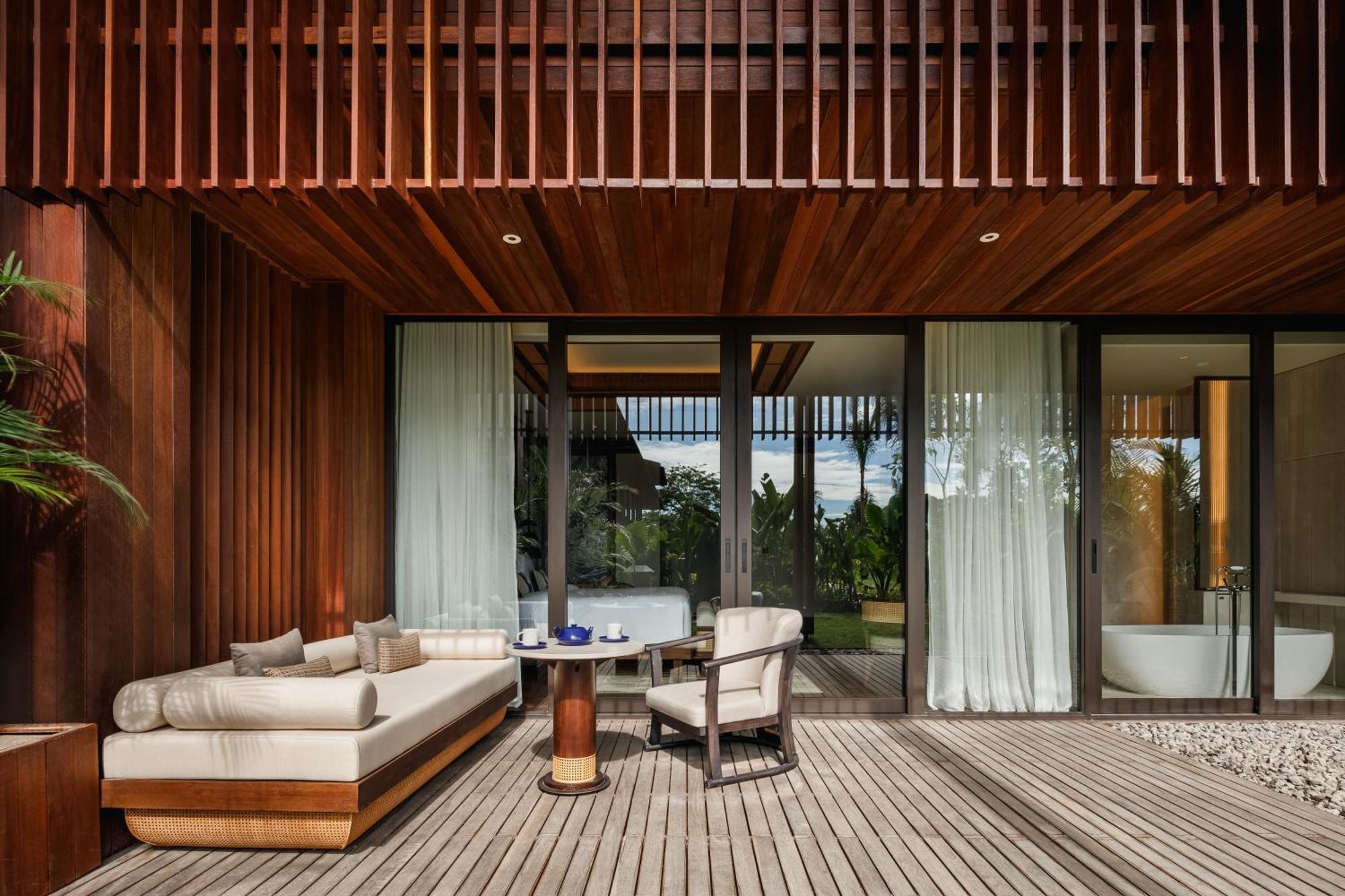 The Meru Hotel 5*